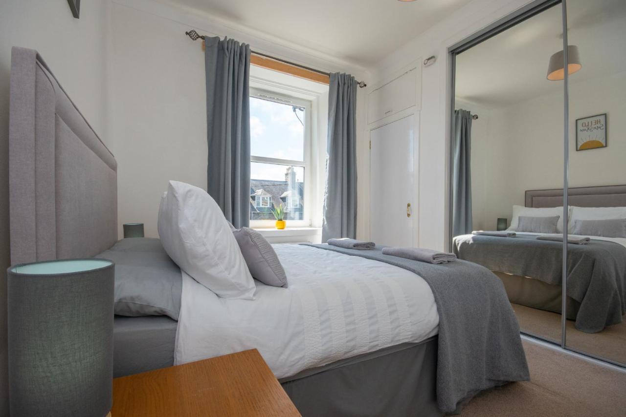 אברדין Dwellcome Home Ltd 1 Bed Apt, Half Mile To Union Street Yet Quiet, Free Parking, Fast Wifi, Ideal For Long Term Contractor, Etc Stays, Fully Equipped Kitchen, Regular Housekeeping Option - See Our Site For Assurance מראה חיצוני תמונה